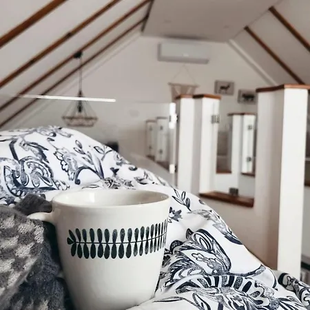 Forest House Villa *